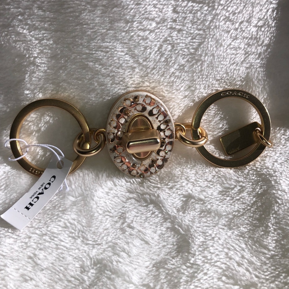 🔥NEW🔥Coach Turnlock Valet Key Ring